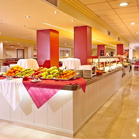 Sahara Nubia Gobi Otel Ses Cadenes Dış mekan fotoğraf A buffet at a hotel